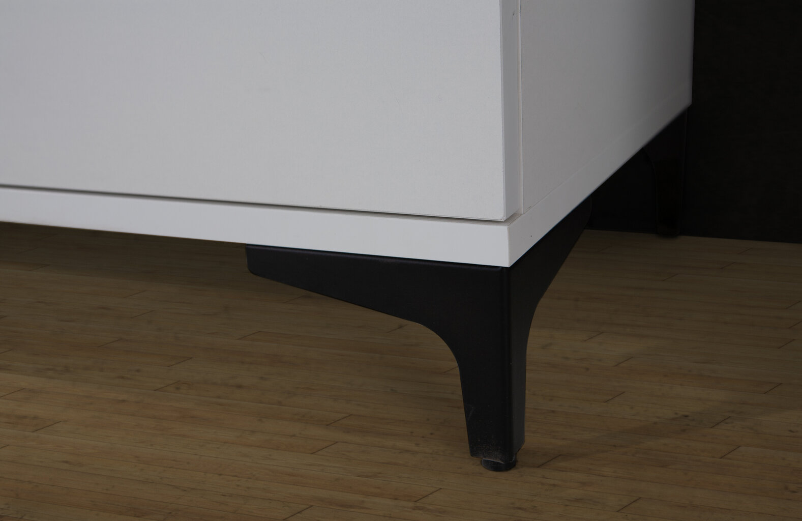 Kapp ADRK Furniture Lenea G013, pruun hind ja info | Elutoa väikesed kapid | kaup24.ee