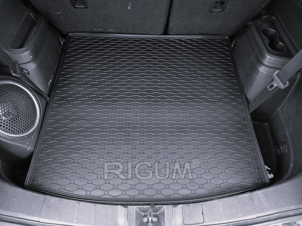 Pagasiruumi matt Rigum Mitsubishi Outlander III (2012-2021) цена и информация | Pagasimatid | kaup24.ee