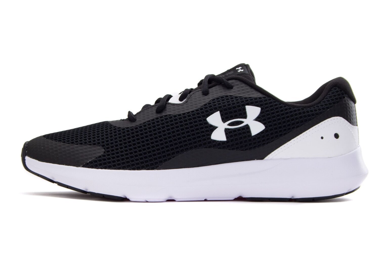 UNDER ARMOUR SURGE 3 Mõõdud 45 Musta Värvi цена и информация | Spordi- ja vabaajajalatsid meestele | kaup24.ee