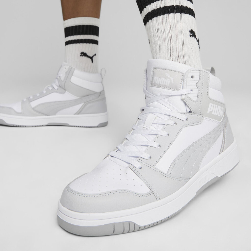 Puma Jalatsid Rebound V6 White Grey 392326 05 392326 05/8 цена и информация | Spordi- ja vabaajajalatsid meestele | kaup24.ee