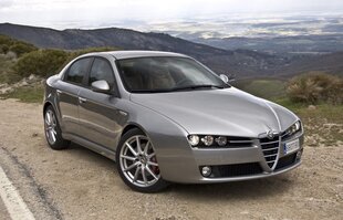 ALFA ROMEO 159 LED-pirnide komplekt auto interjöörile hind ja info | Autotuled | kaup24.ee