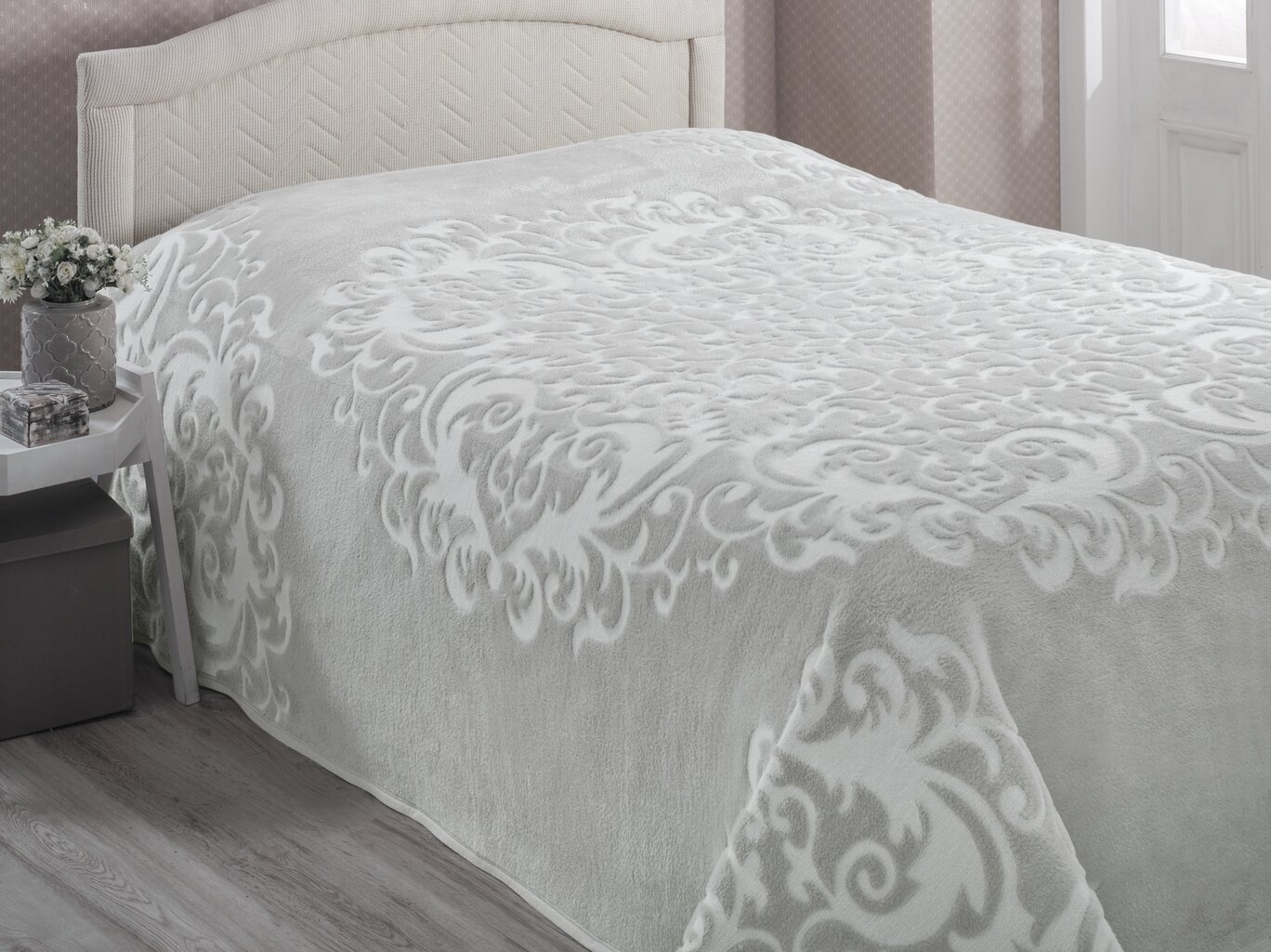 Pleed - voodikate 140x220 cm hind ja info | Voodikatted, pleedid | kaup24.ee