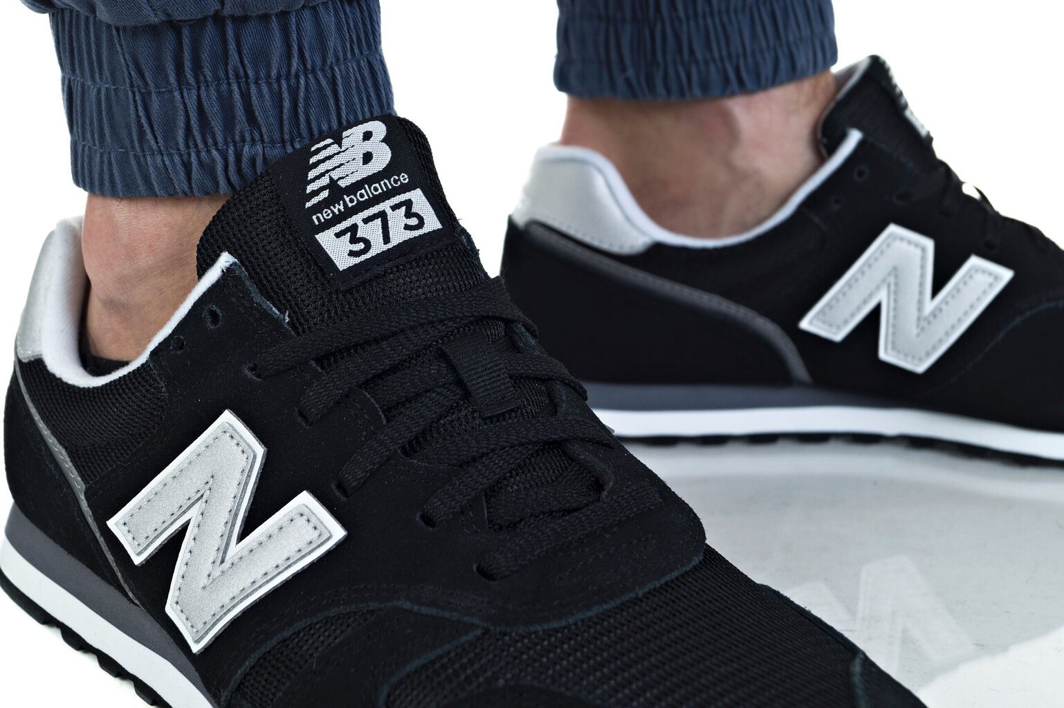 Meeste Jooksukingad New Balance 373 v2 Must hind ja info | Spordi- ja vabaajajalatsid meestele | kaup24.ee