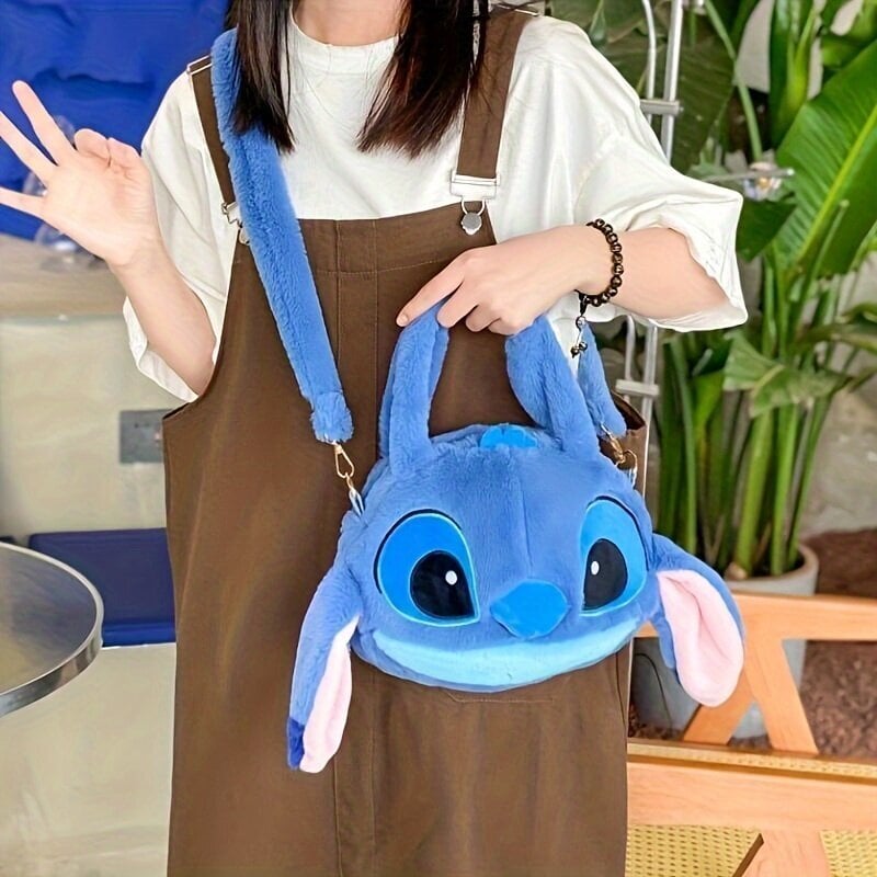 'Autoriseeritud Disney Stitch Plush Bag, armas ja kohev multikas tõmblukuga crossbody kott. Kawaii ja kaasaskantav käekott, ideaalne sünnipäeva- või jõulukingiks.' hind ja info | Koolikotid, sussikotid | kaup24.ee