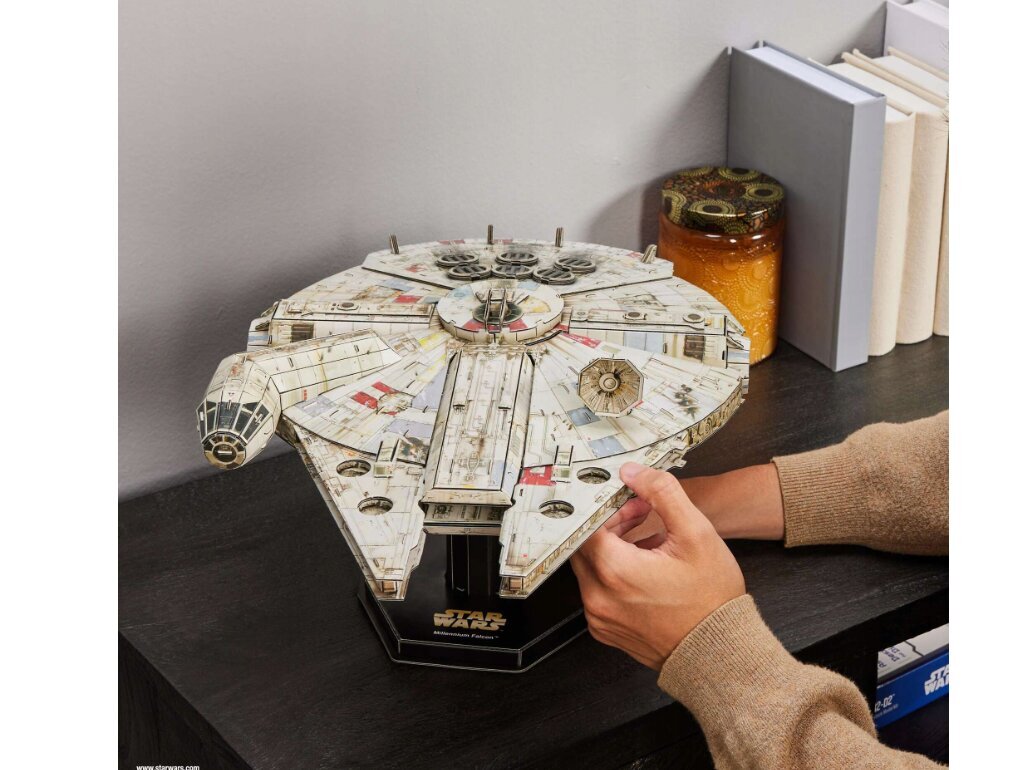 Star Wars Falcon Millennium Ship 3D-mudeli pusle 43cm hind ja info | Pusled | kaup24.ee