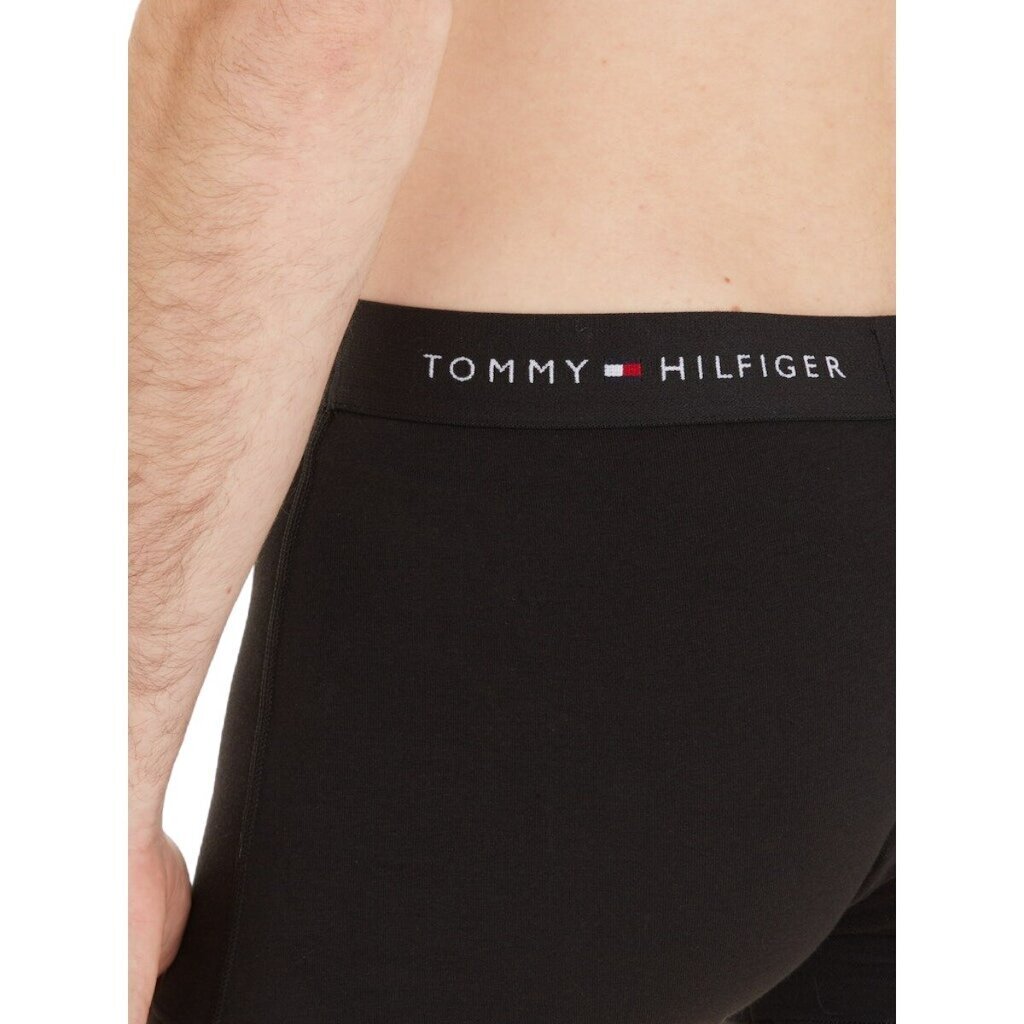 Lühikesed püksid meestele Tommy Hilfiger, must, 3 tk. hind ja info | Meeste aluspesu | kaup24.ee