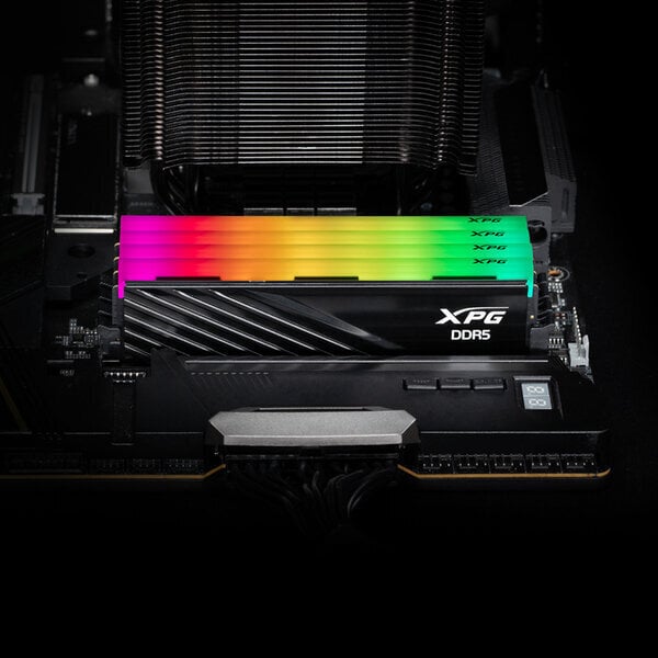 Adata XPG Lancer Blade RGB (AX5U6000C3032G-SLABRBK) цена и информация | Operatiivmälu (RAM) | kaup24.ee