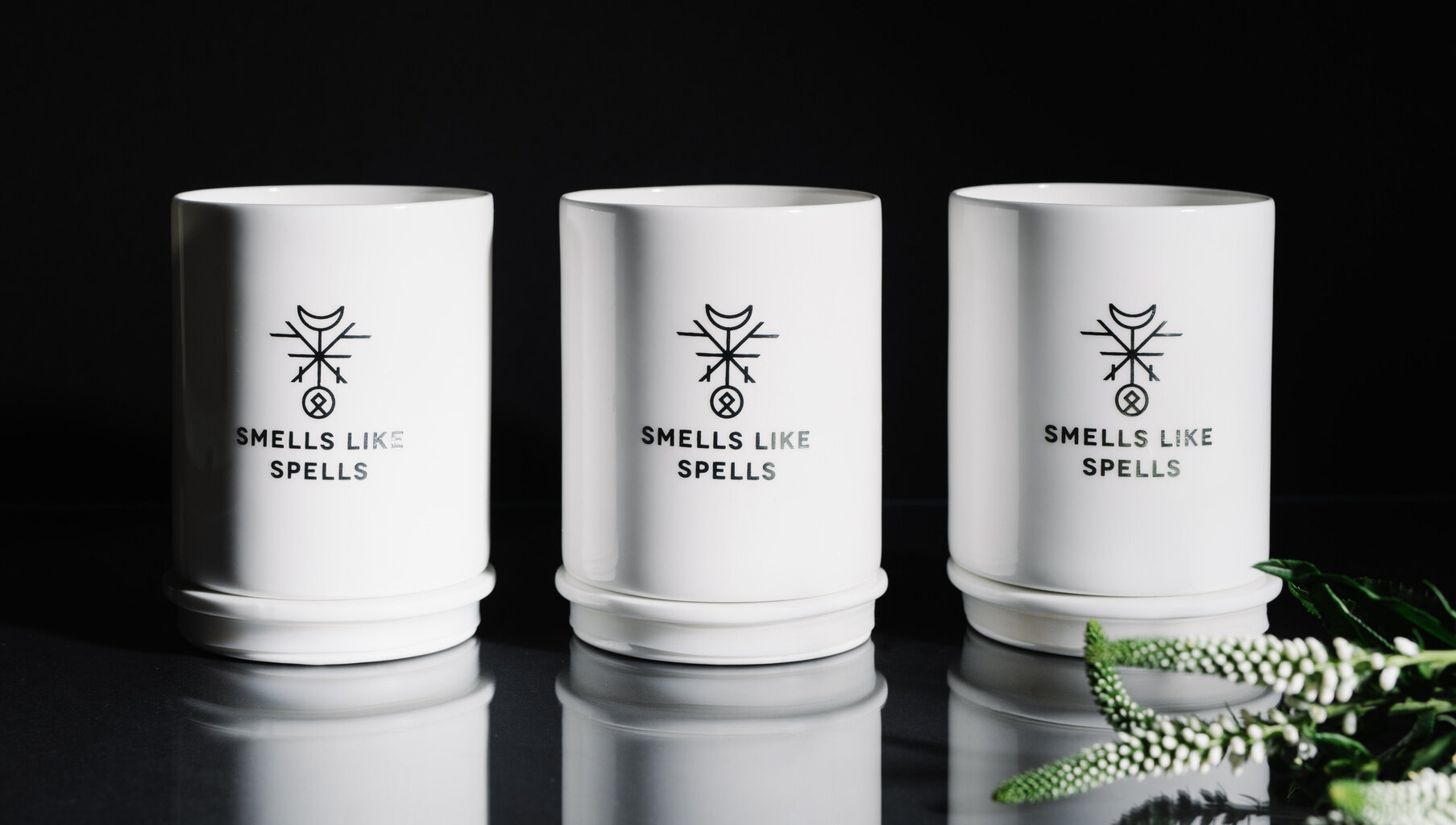 Lõhnaküünal Smells like Spells The High Priestess hind ja info | Küünlad, küünlajalad | kaup24.ee