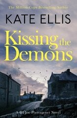 Kissing the Demons: Book 3 in the Joe Plantagenet series цена и информация | Фантастика, фэнтези | kaup24.ee