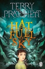 Hat Full of Sky: A Tiffany Aching Novel цена и информация | Книги для подростков и молодежи | kaup24.ee