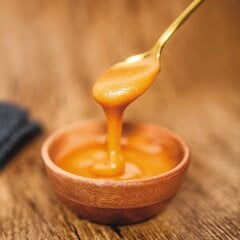 "Qult Senses of Nature – HEALTH" - Ароматические свечи в стакане с деревянной крышкой - " Manuka Honey" цена и информация | Подсвечники, свечи | kaup24.ee