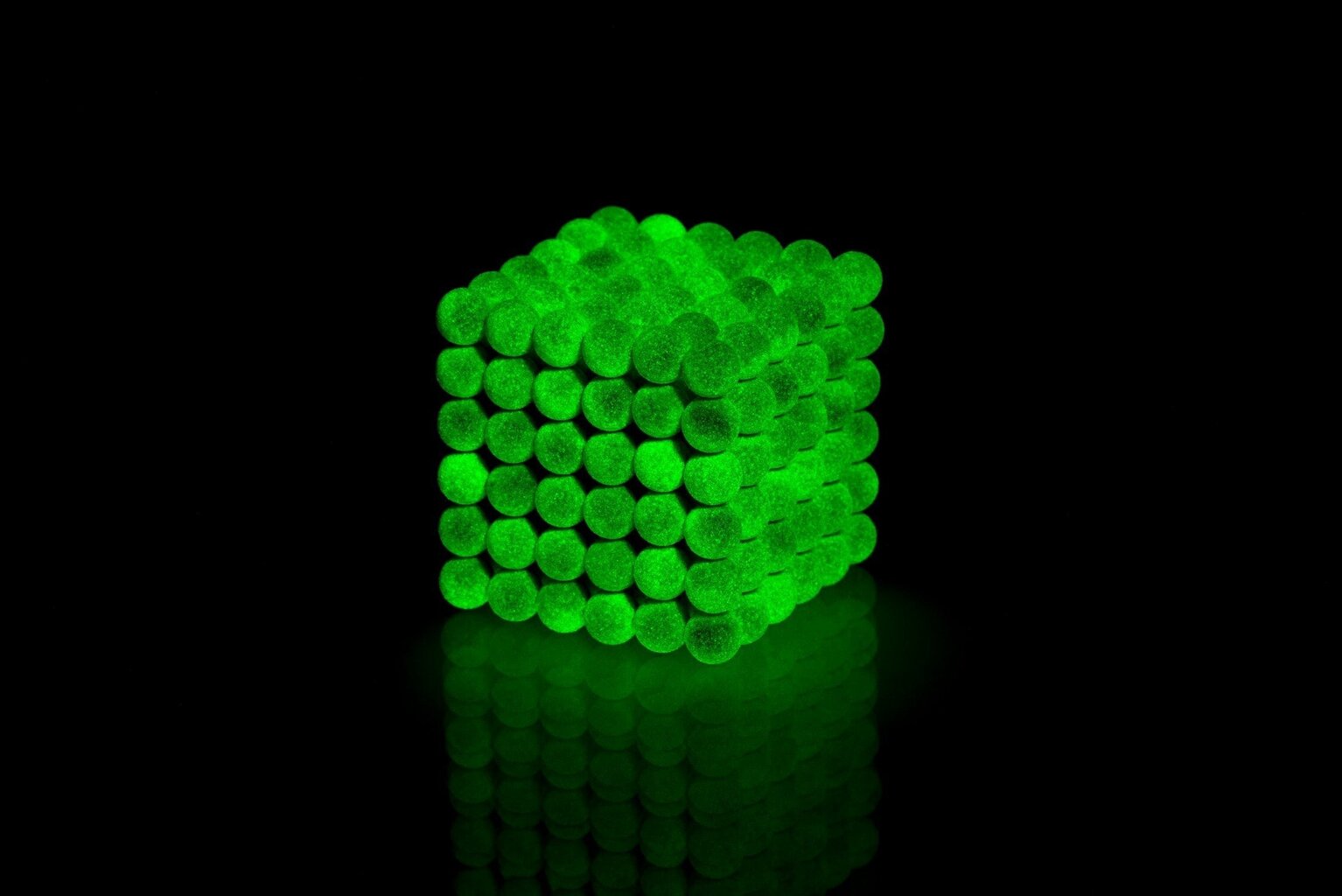 Mäng NeoCube, 5mm (Neocube) fluorestseeruv StoreGD цена и информация | Klotsid ja konstruktorid | kaup24.ee