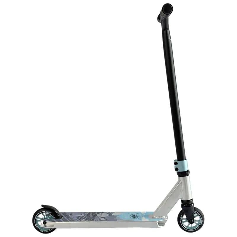 Trikitõukeratas FLYBY Lite V2 Complete Pro Scooter Black/Chrome hind ja info | Jalgrattad | kaup24.ee