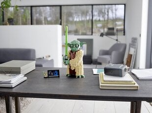 75255 LEGO® Star Wars Yoda цена и информация | Конструкторы и кубики | kaup24.ee
