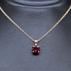 Кулон "Юнона (Ruby)" с кристаллами Swarovski™ цена и информация | Украшения на шею | kaup24.ee