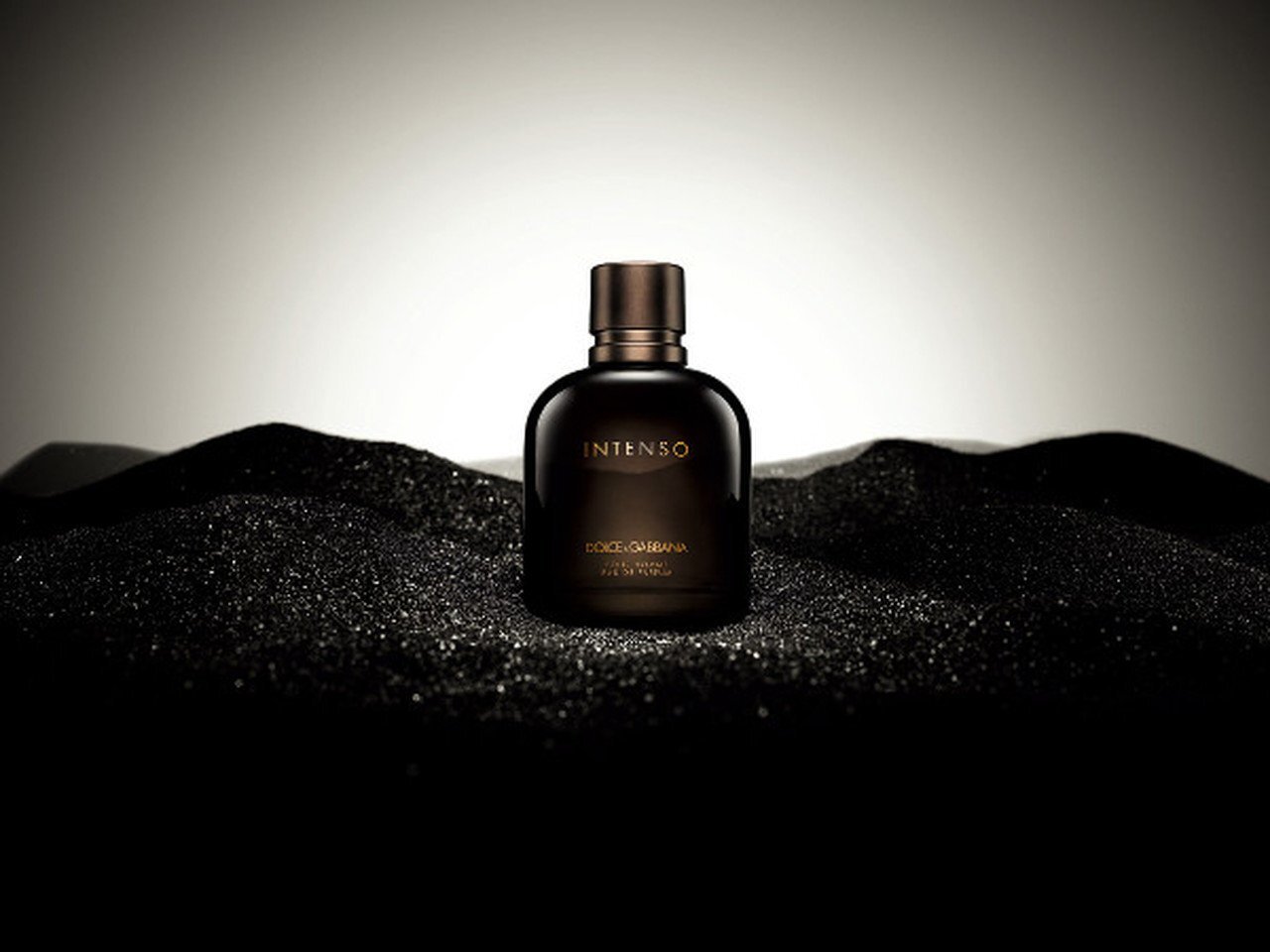 Parfüümvesi Dolce&Gabbana Intenso Pour Homme EDP meestele 40 ml hind ja info | Meeste parfüümid | kaup24.ee