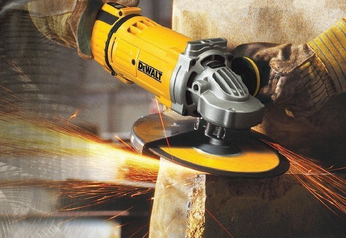 Elektriline nurklihvija DeWalt 2600W 230mm - DWE4579R hind ja info | Lihvmasinad ja ketaslõikurid | kaup24.ee