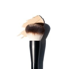 Кисть для пудры NYX Pro Brush 03 цена и информация | Кисти для макияжа, спонжи | kaup24.ee