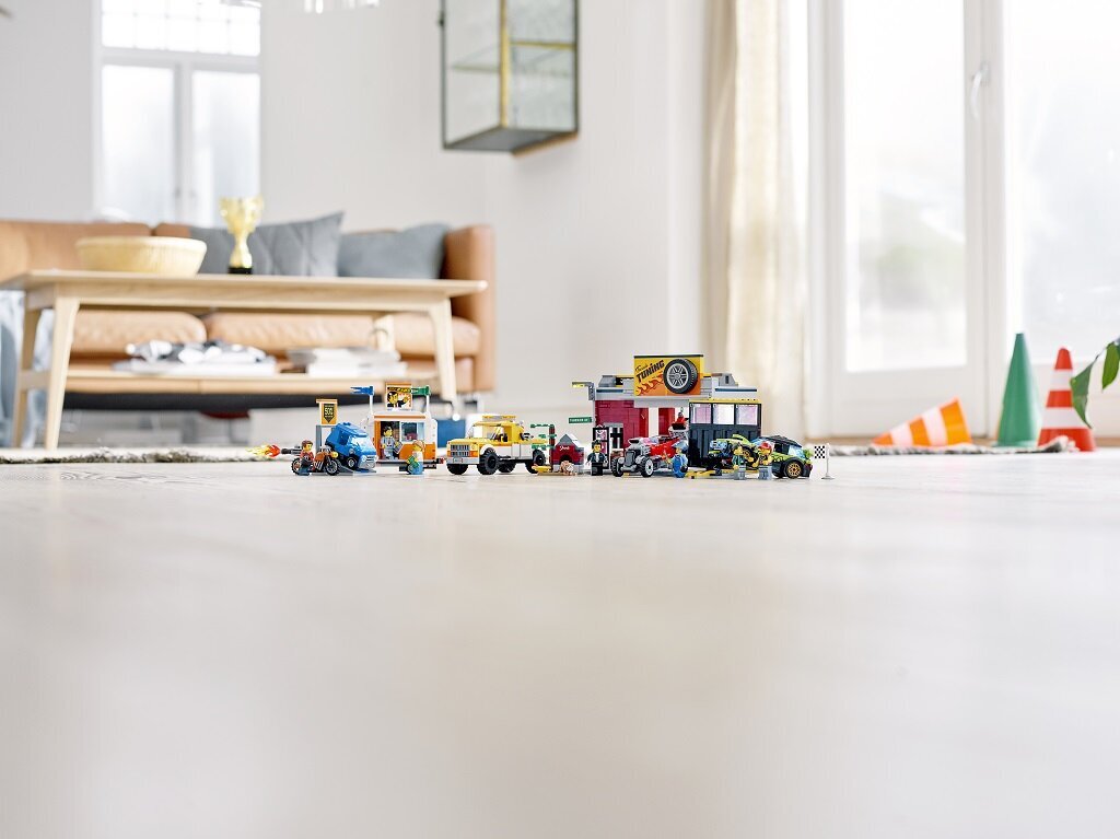 60258 LEGO® City Parendustöötuba цена и информация | Klotsid ja konstruktorid | kaup24.ee