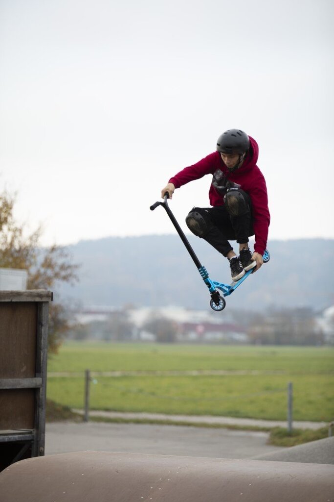 Tõukeratas Flipwhip, sinine hind ja info | Tõukerattad | kaup24.ee