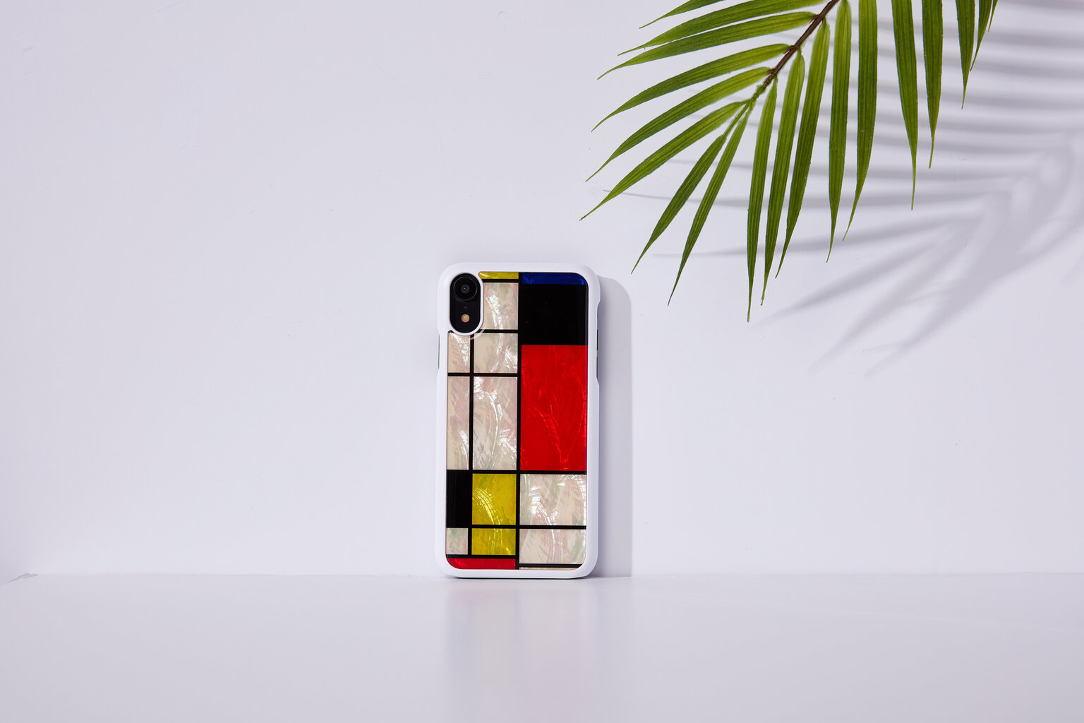 iKins Mondrian hind ja info | Telefoni kaaned, ümbrised | kaup24.ee