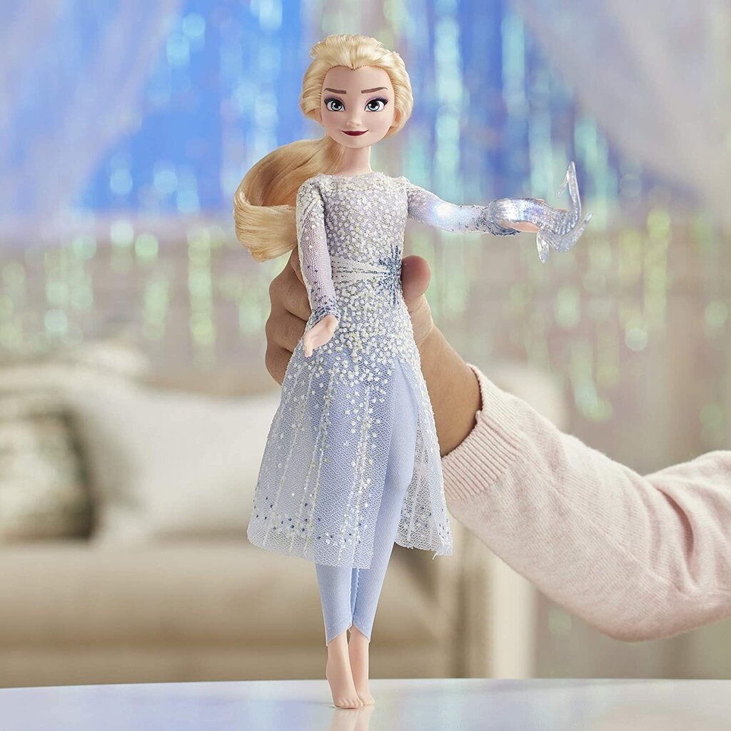 Nukk Elsa tulede ja helidega Hasbro Disney Lumekuninganna (Frozen) hind ja info | Tüdrukute mänguasjad | kaup24.ee