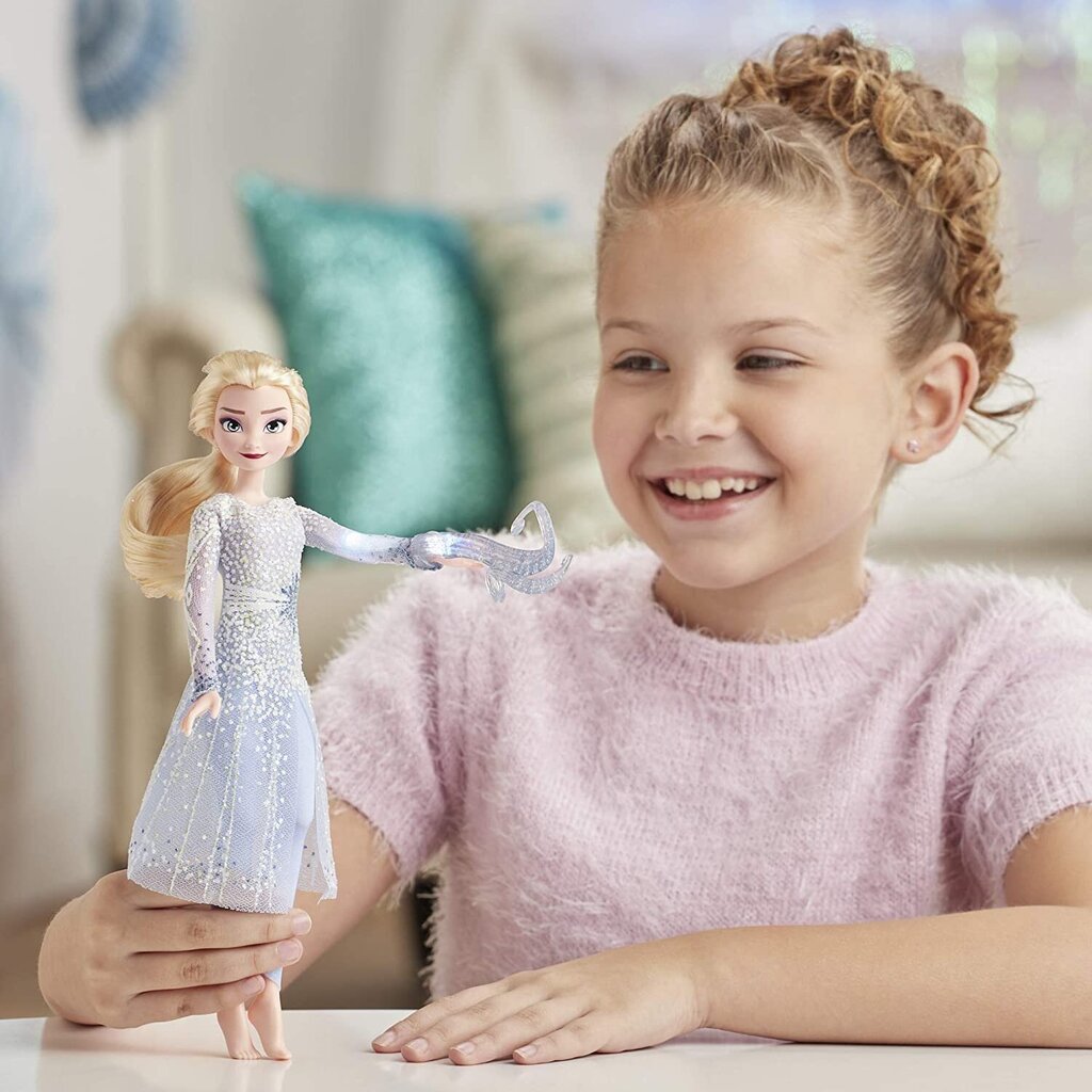 Nukk Elsa tulede ja helidega Hasbro Disney Lumekuninganna (Frozen) hind ja info | Tüdrukute mänguasjad | kaup24.ee