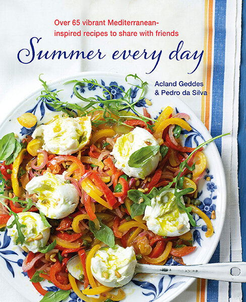 Summer Every Day : Over 65 Vibrant Mediterranean-Inspired Recipes to Share with Friends цена и информация | Retseptiraamatud  | kaup24.ee