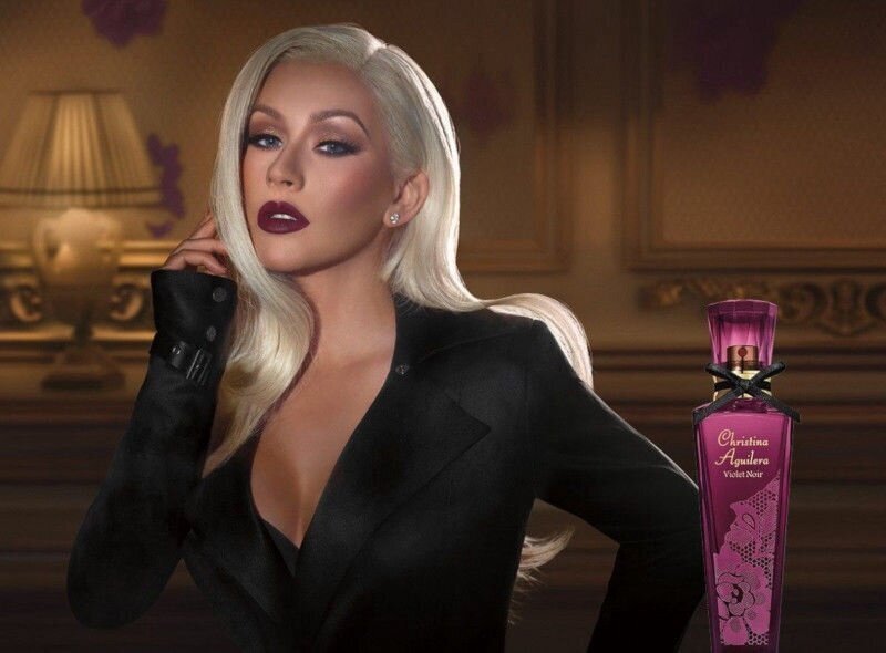 Parfüümvesi Christina Aguilera Violet Noir EDP naistele 50 ml hind ja info | Naiste parfüümid | kaup24.ee