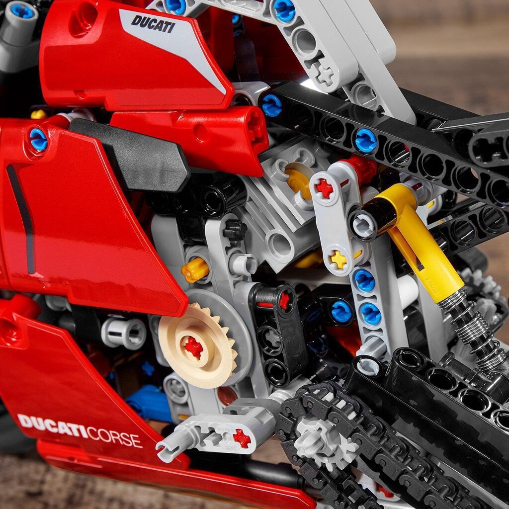 42107 LEGO® Technic Ducati Panigale V4 R цена и информация | Klotsid ja konstruktorid | kaup24.ee