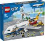 60262 LEGO® City Reisilennuk цена и информация | Klotsid ja konstruktorid | kaup24.ee