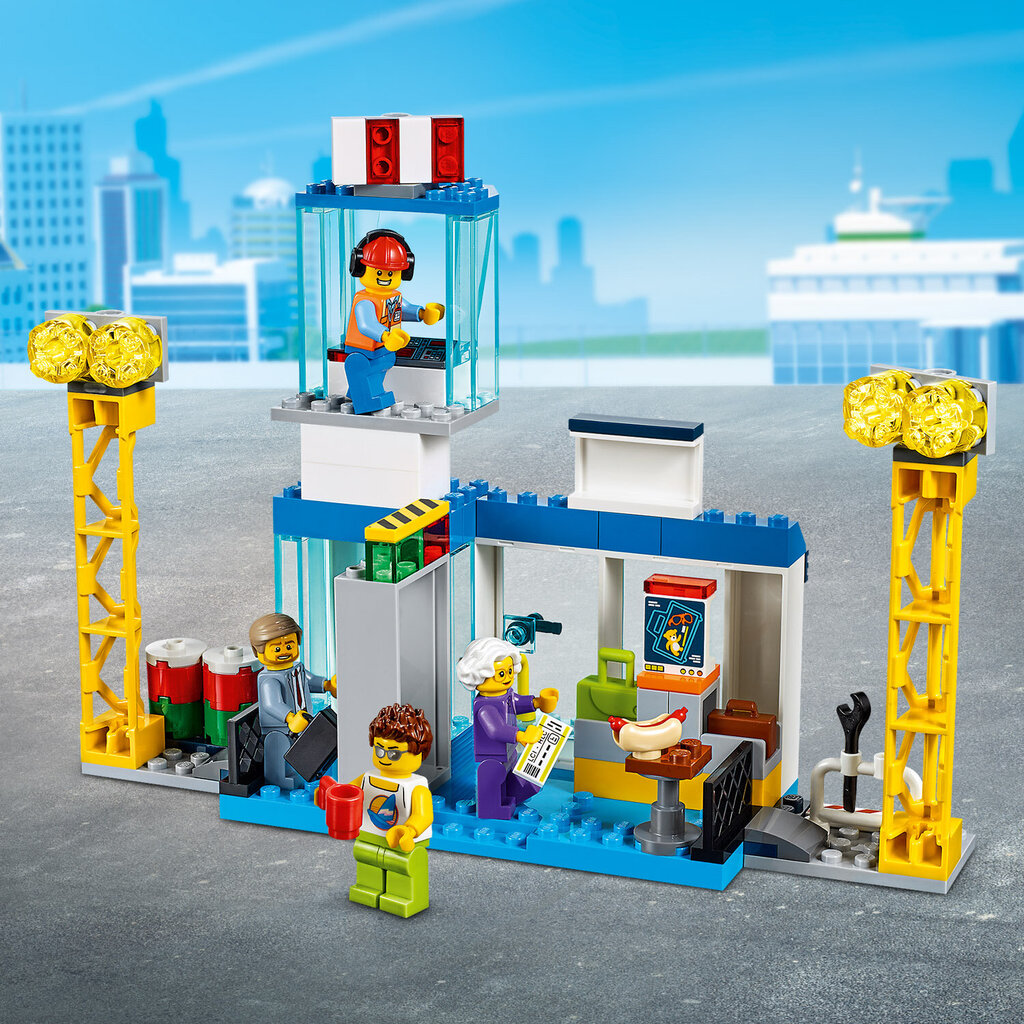 60261 LEGO® City Kesklennujaam hind ja info | Klotsid ja konstruktorid | kaup24.ee