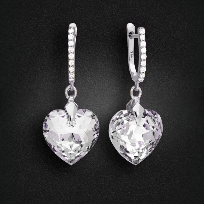 Naiste hõbedased kõrvarõngad DiamondSky "Romantic Heart III R" Swarovski kristallidega цена и информация | Kõrvarõngad | kaup24.ee