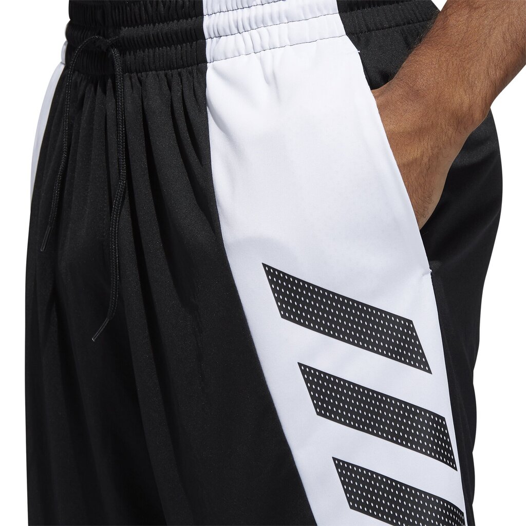 Lühikesed korvpallipüksid Adidas Pro madness Shr Black White цена и информация | Meeste lühikesed püksid | kaup24.ee