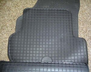 Automatid SEAT Toledo 2004-2008 4 pcs /214201 hind ja info | Kummimatid | kaup24.ee