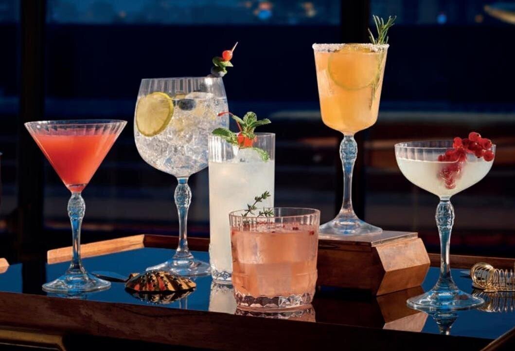 Bormioli Rocco 4 klaasist komplekt America's Martini, 240 ml hind ja info | Klaasid, tassid ja kannud | kaup24.ee