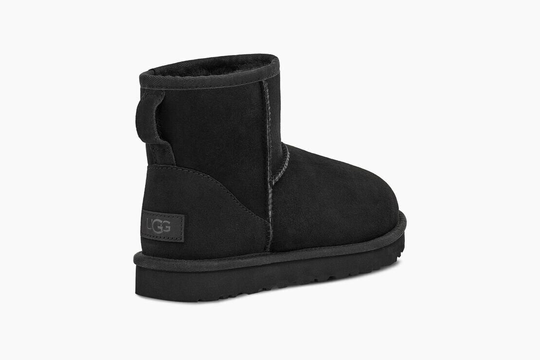 UGG naiste talvesaapad CLASSIC MINI II, must hind ja info | Naiste saapad | kaup24.ee