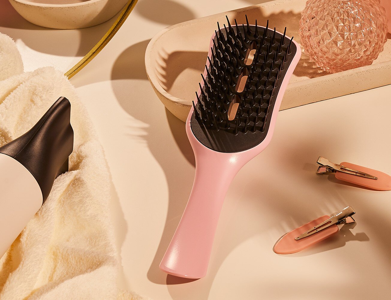 Föönihari Tangle Teezer Easy Dry & Go Tickled Pink, 1 tk. hind ja info | Juukseharjad, kammid, juuksuri käärid | kaup24.ee
