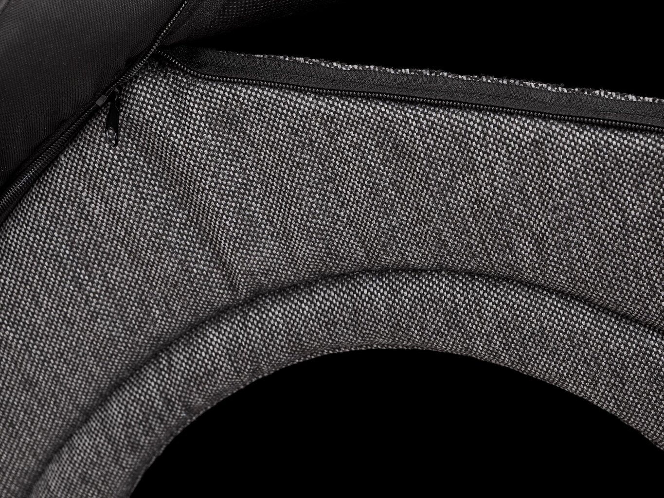 Pesa-maja Hobbydog Inari Grey Black, 76x72 cm цена и информация | Pesad, padjad | kaup24.ee