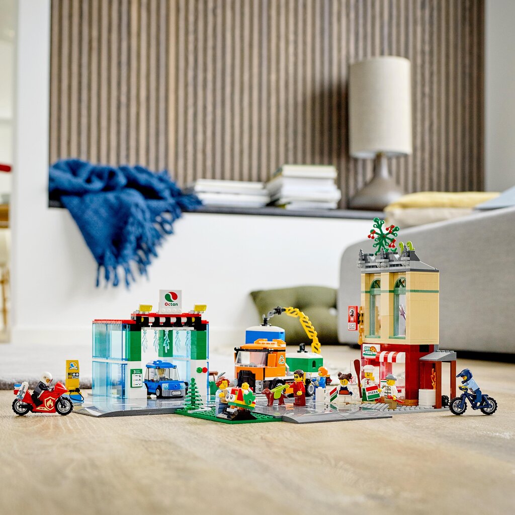60292 LEGO® City Linnakeskus цена и информация | Klotsid ja konstruktorid | kaup24.ee