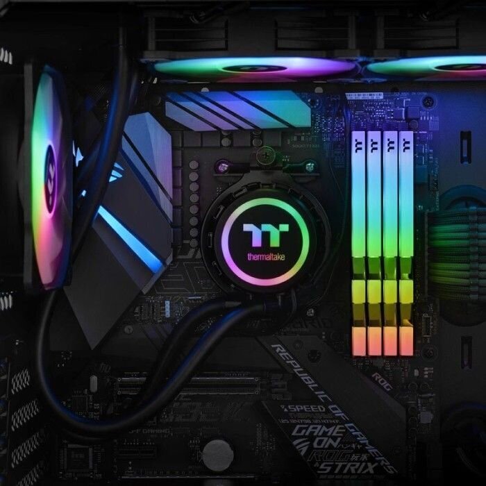 Thermaltake Toughram RGB цена и информация | Operatiivmälu (RAM) | kaup24.ee