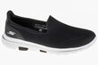 Naiste vabaajajalatsid Skechers Go Walk 5 15901-BKW, must цена и информация | Naiste spordi- ja vabaajajalatsid | kaup24.ee