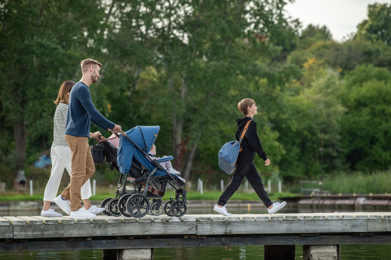 Spordikäru Lionelo Annet Plus, Black Carbon hind ja info | Vankrid, jalutuskärud | kaup24.ee