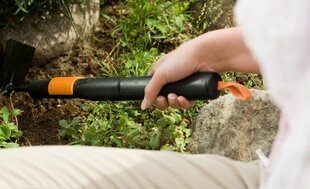 Посадочная тяпка Fiskars QuikFit™ цена и информация | Садовые инструменты | kaup24.ee