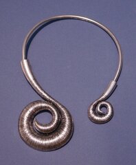 Серебряное ожерелье цена и информация | Украшение на шею | kaup24.ee