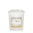 Ароматическая свеча Yankee Candle Fluffy Towels 49 г