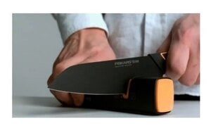 Fiskars Edge noateritaja цена и информация | Подставка для ножей Tescoma Woody, 21 см | kaup24.ee