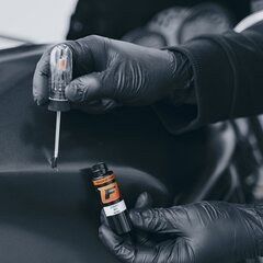 Kia Eb - Black Kriimustuste parandamise värv + Poleerimisaine 15 ml цена и информация | Автомобильная краска | kaup24.ee