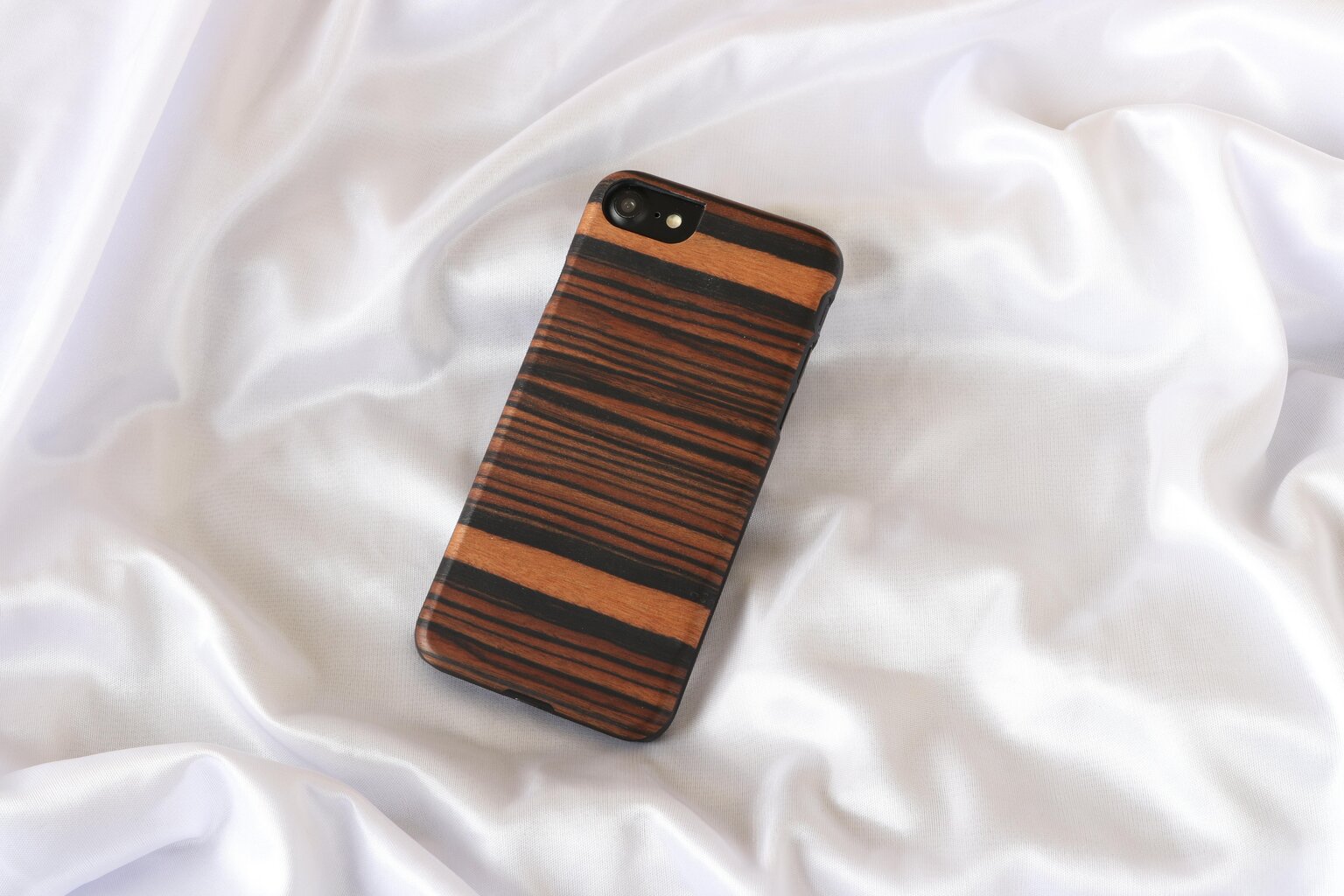 Telefoniümbris Man&Wood 1000000405 telefonile iPhone 7/8/SE цена и информация | Telefoni kaaned, ümbrised | kaup24.ee