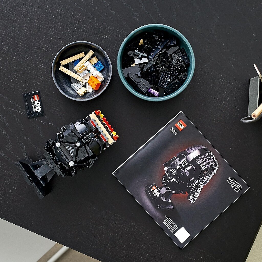 75304 LEGO® Star Wars Darth Vader kiiver hind ja info | Klotsid ja konstruktorid | kaup24.ee